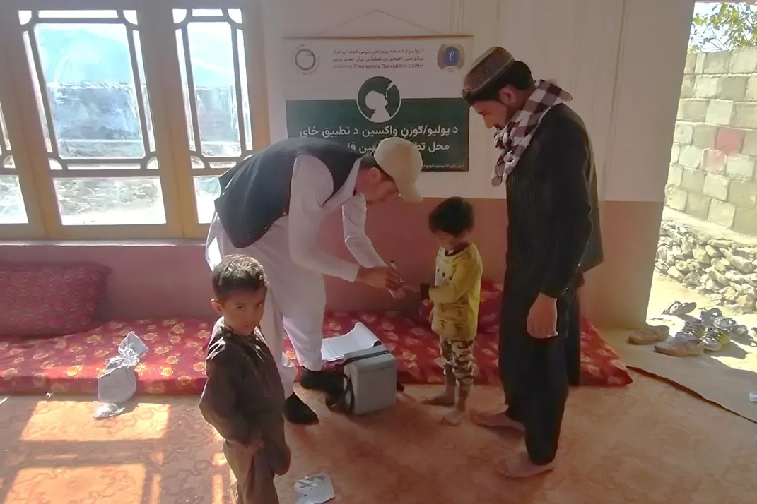 A young volunteer on the front lines of polio prevention