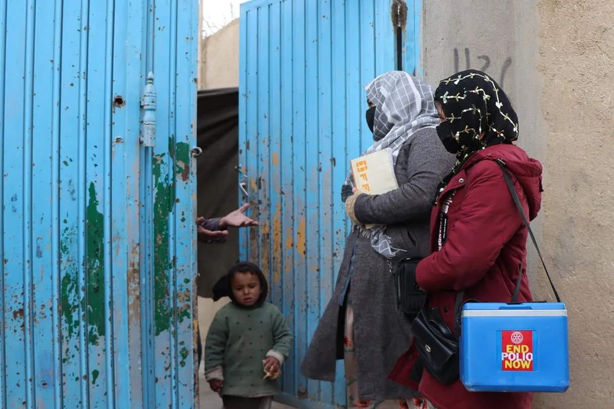 The efforts of "Rahmana Hosseini" in the fight against polio